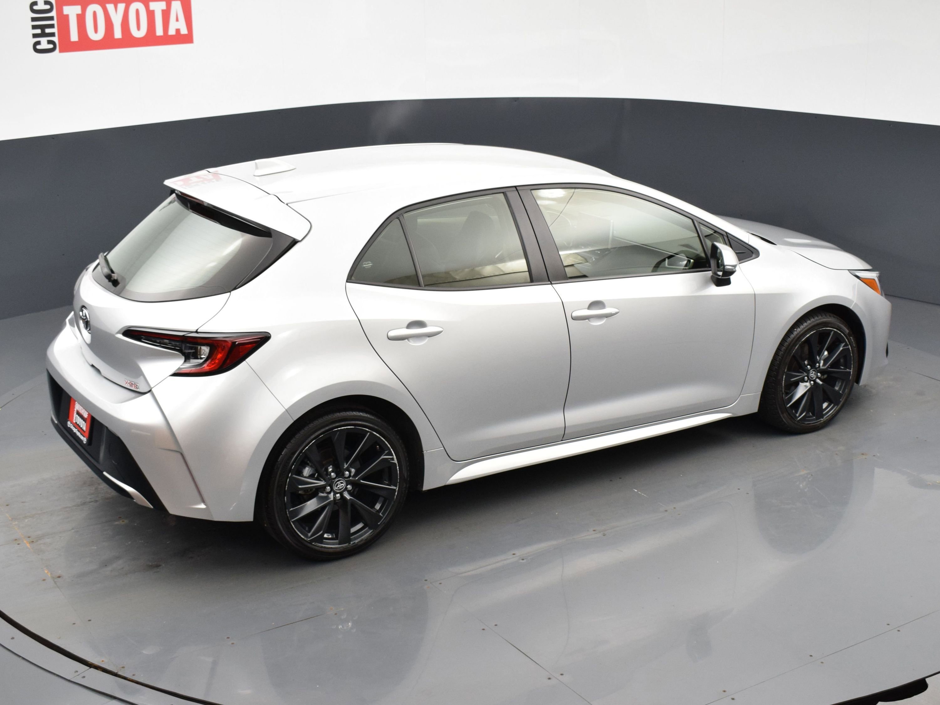Used 2024 Toyota Corolla XSE FWD image 20