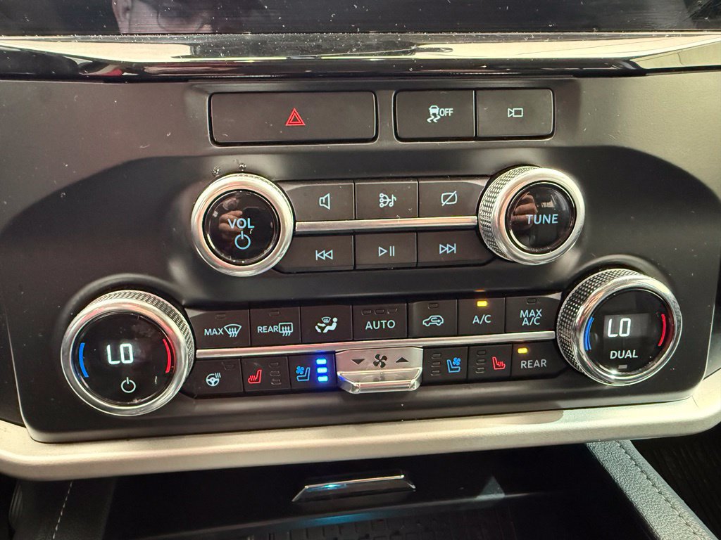 Used 2022 Ford Expedition XLT AWD/4WD image 23