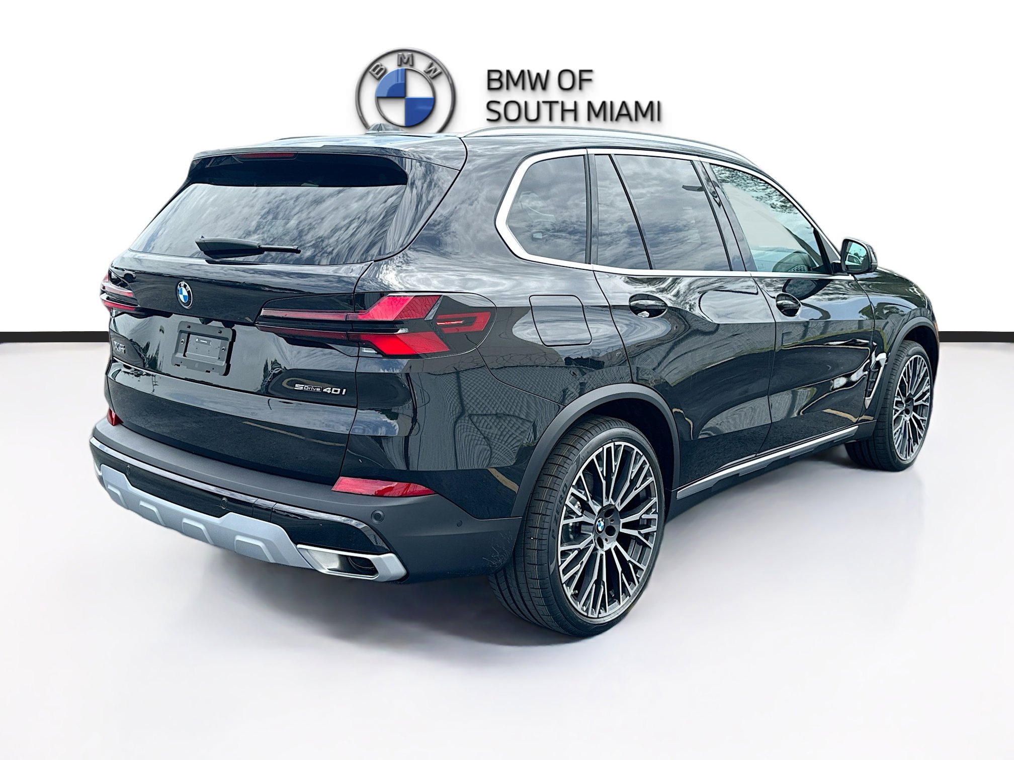New 2026 BMW X5 sDrive40i image 6