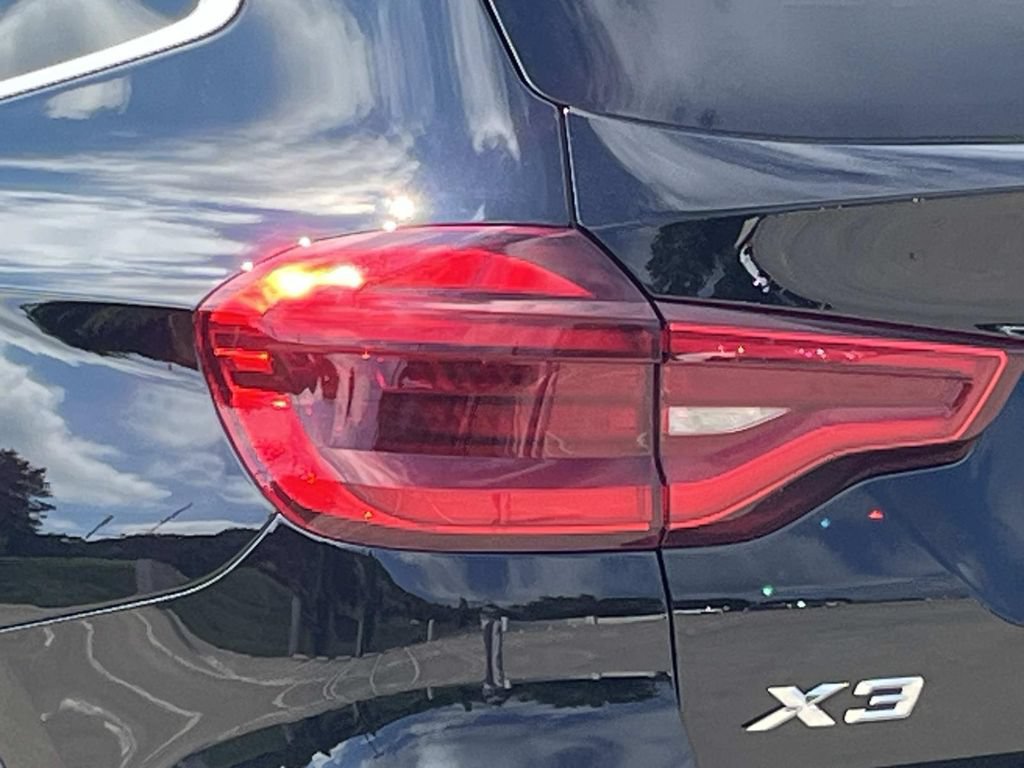 Used 2020 BMW X3 xDrive30i w/ Driving Assistance Package AWD/4WD image 10