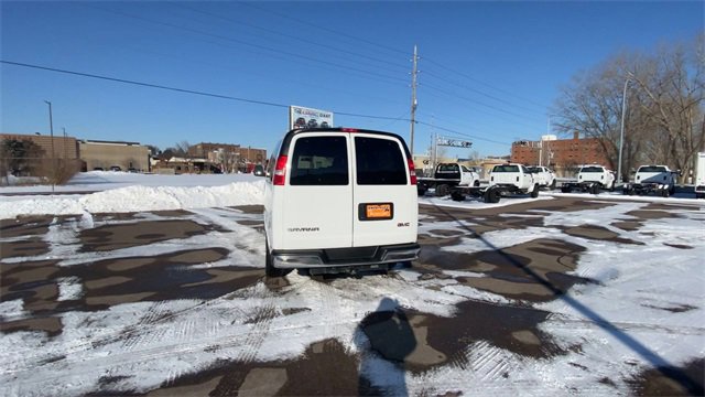 Used 2023 GMC Savana 2500 LS w/ Driver Convenience Package image 7
