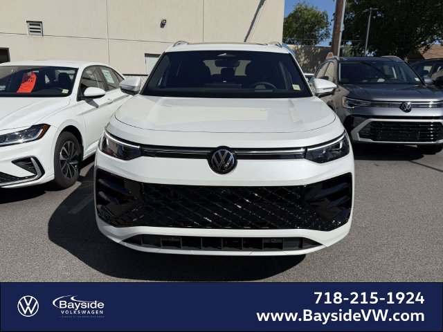 New 2026 Volkswagen Tiguan SEL R-Line AWD/4WD image 7