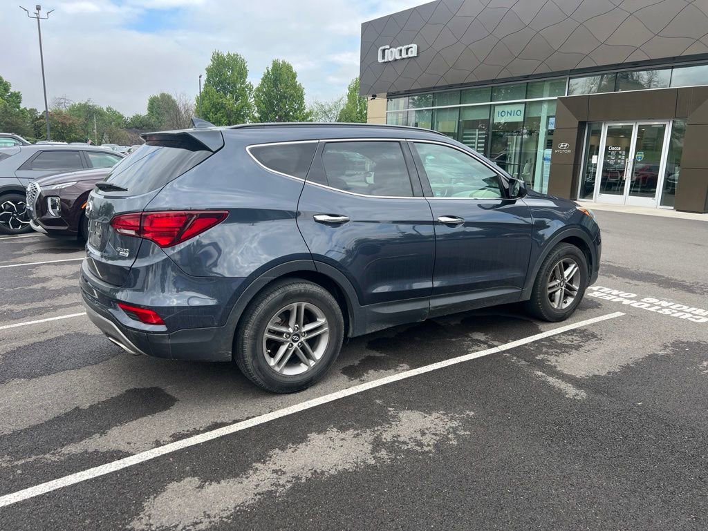 Used 2017 Hyundai Santa Fe Sport AWD/4WD image 3