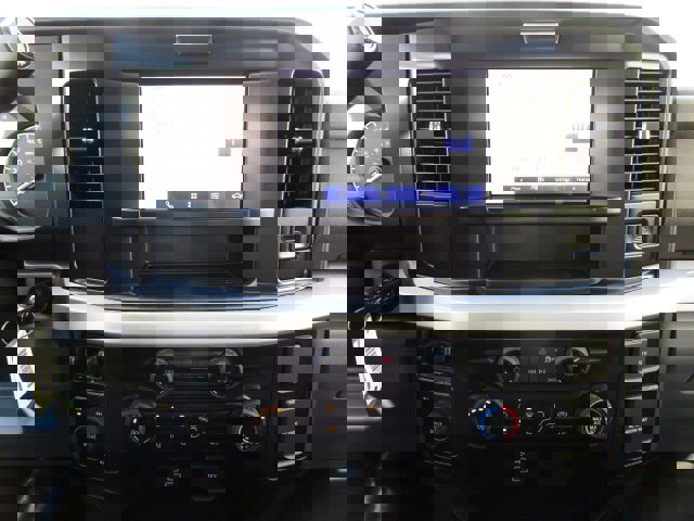 New 2026 Ford F250 XLT w/ Snow Plow/Camper Package image 15