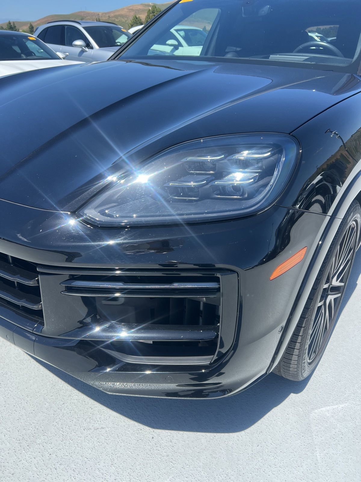 Used 2024 Porsche Cayenne Turbo image 6