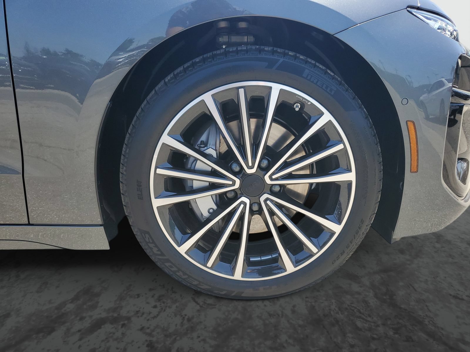 New 2027 Audi A6 e-tron Premium Plus AWD/4WD image 6