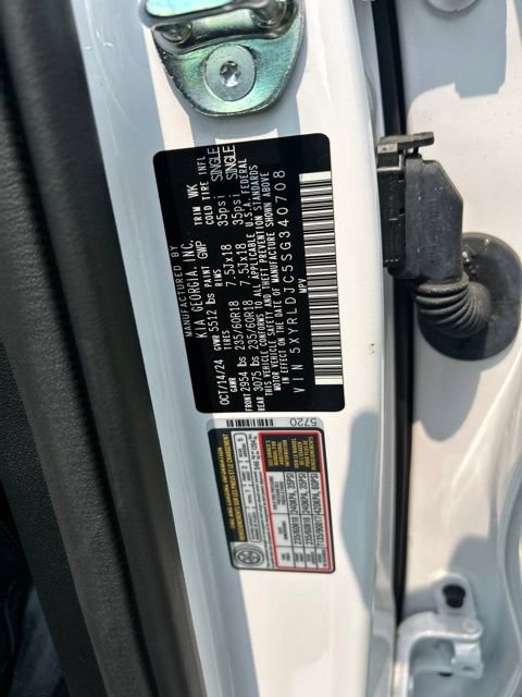 Certified 2025 Kia Sorento S w/ Panoramic Sunroof Package AWD/4WD image 44