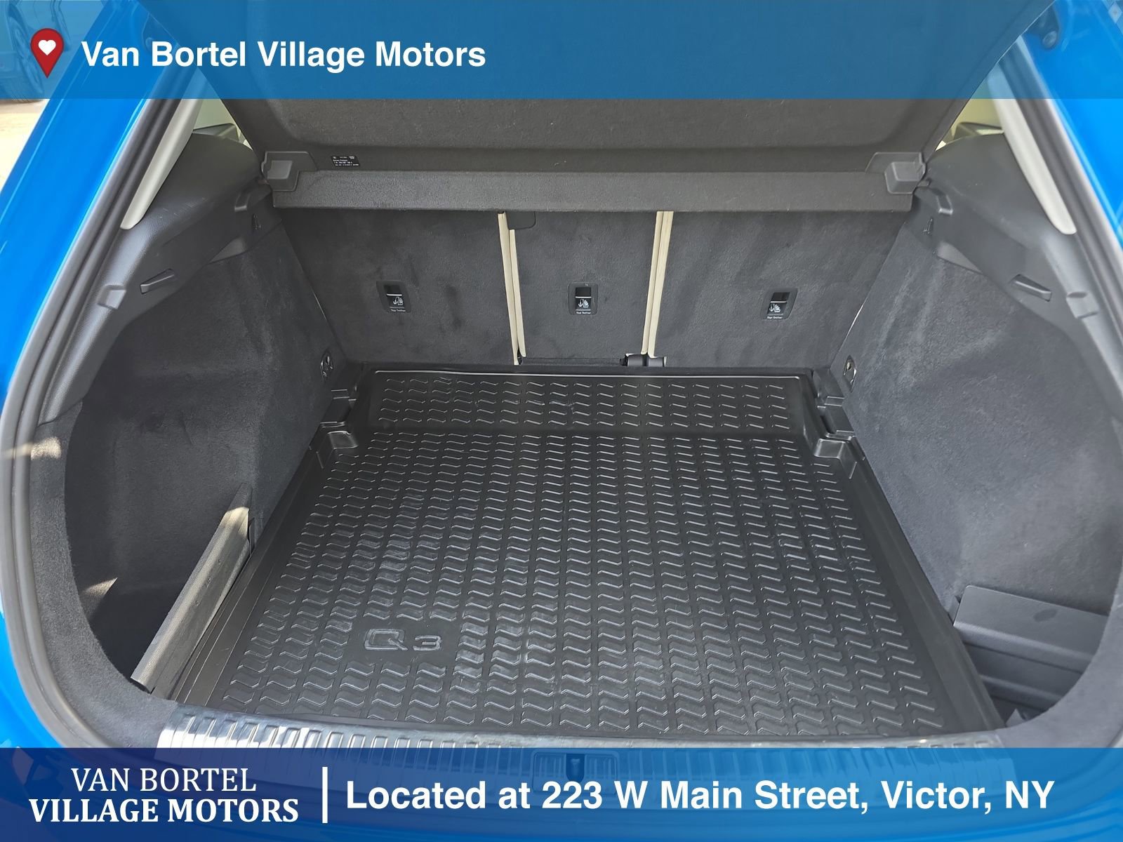 Used 2020 Audi Q3 2.0T Premium w/ Convenience Package image 28