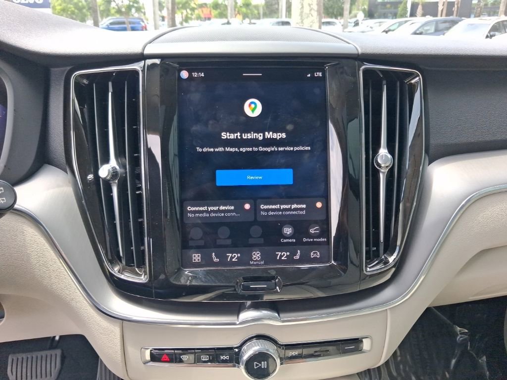 Certified 2024 Volvo XC60 B5 Core w/ Protection Package Premier AWD/4WD image 20