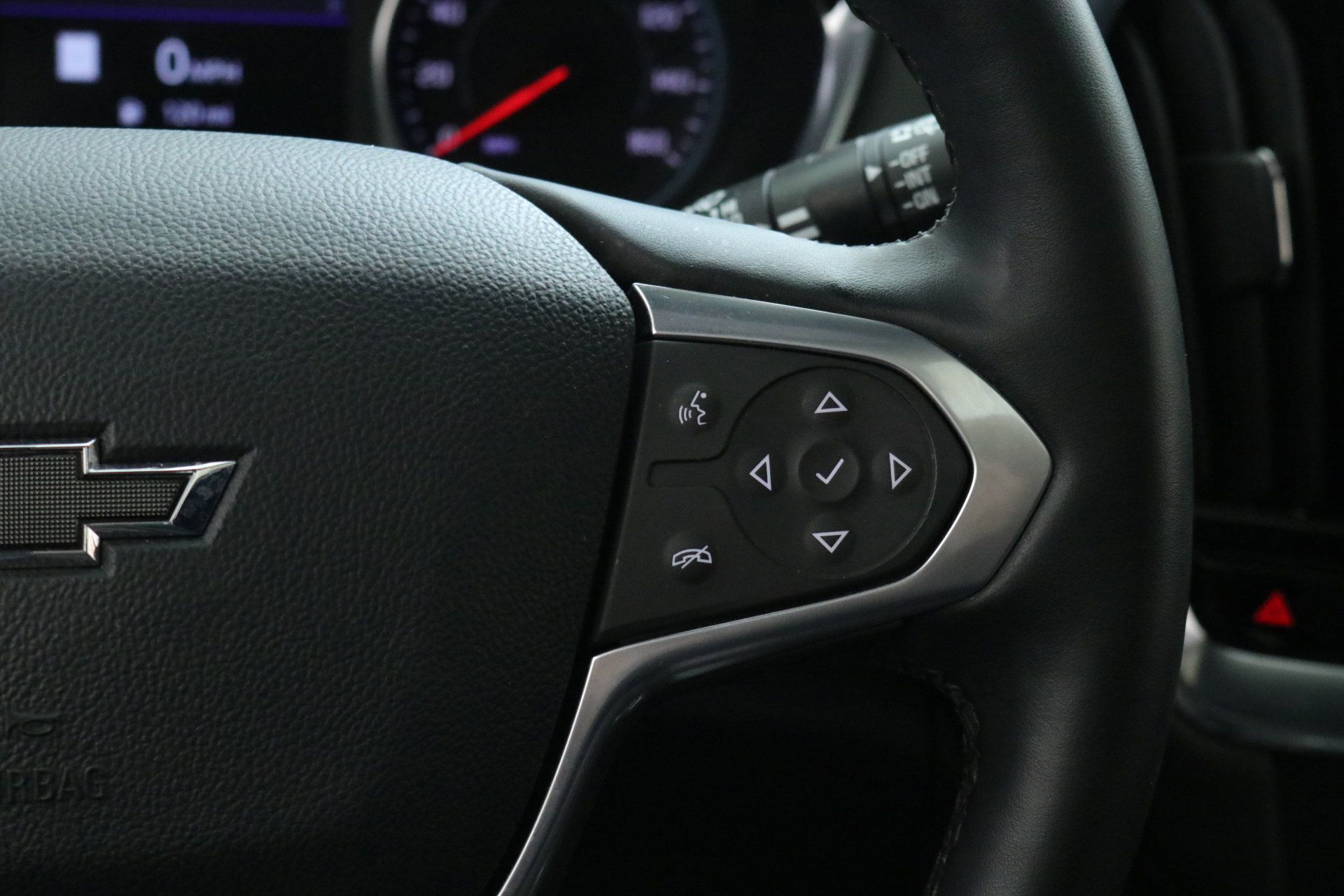 Used 2023 Chevrolet Traverse RS image 15