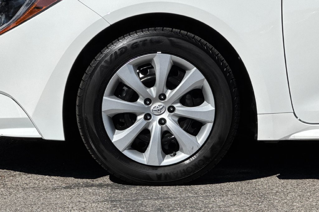 Certified 2026 Toyota Corolla LE FWD image 23