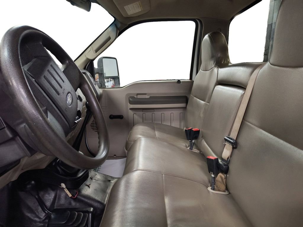 Used 2008 Ford F350 XL image 10