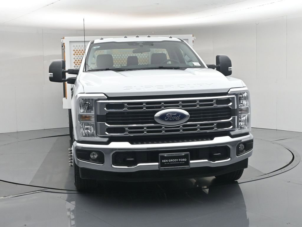 New 2025 Ford F350 XL w/ XL Chrome Package RWD image 18