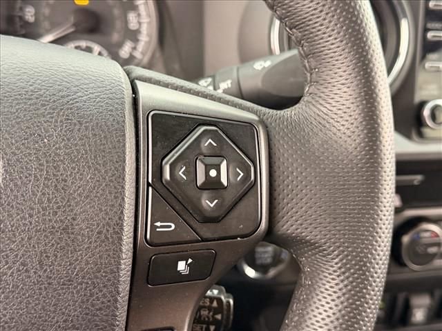 Used 2023 Toyota Tacoma TRD Sport w/ Technology Package image 16