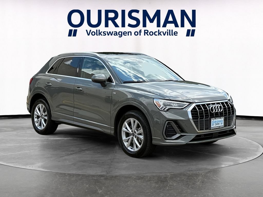 Used 2023 Audi Q3 2.0T Premium w/ Convenience Package