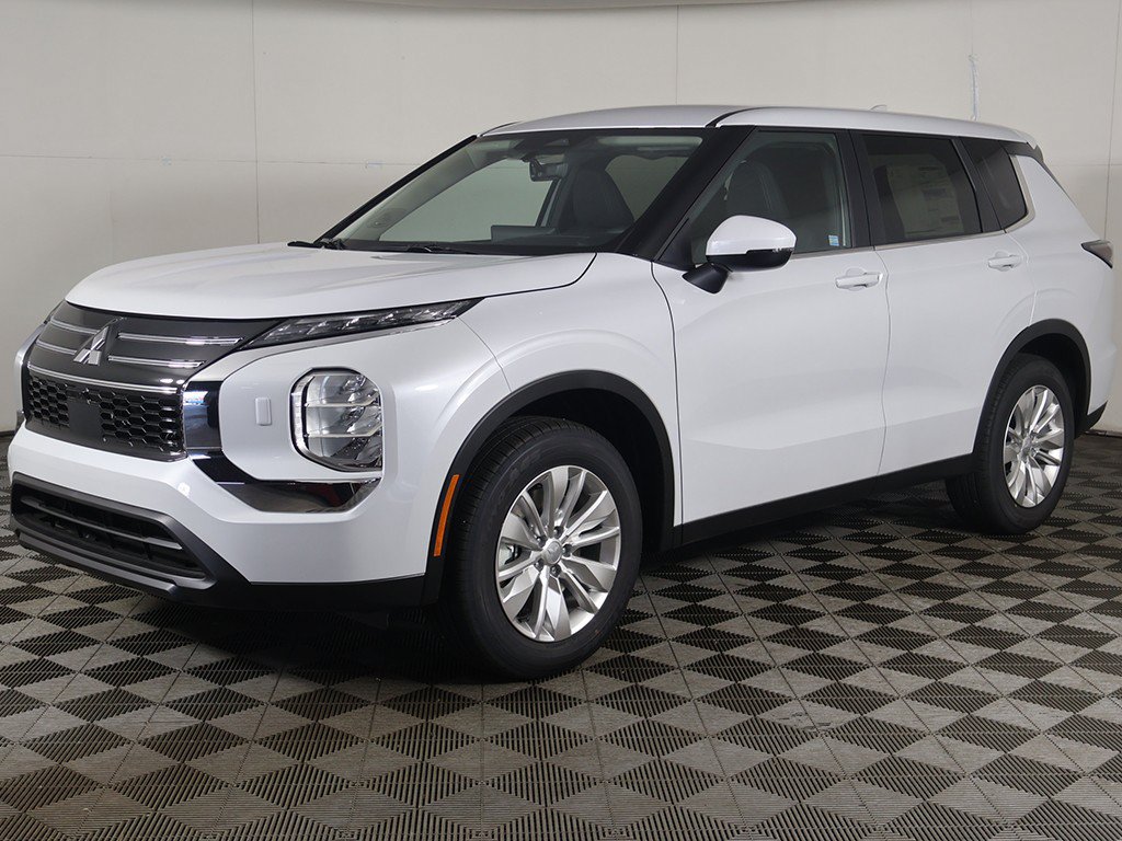 New 2026 Mitsubishi Outlander ES AWD/4WD image 8