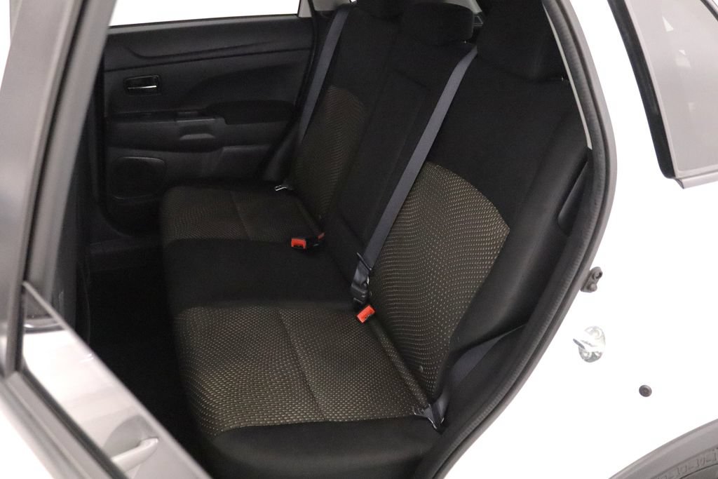 Used 2016 Mitsubishi Outlander Sport ES AWD/4WD image 9