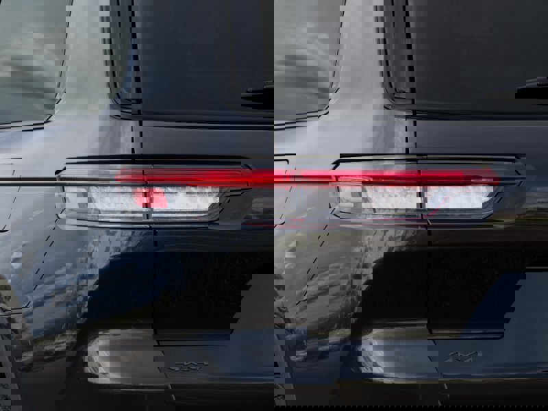 New 2025 Jeep Grand Cherokee L Limited w/ Black Appearance Package image 28