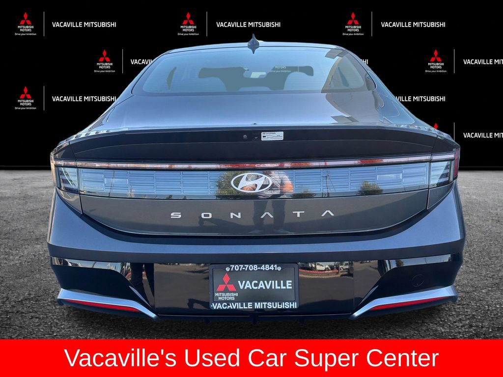 Used 2025 Hyundai Sonata SEL FWD image 4