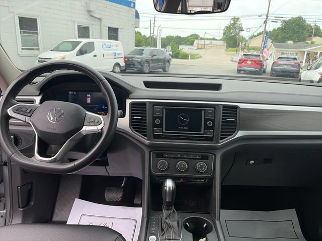 Used 2023 Volkswagen Atlas SE AWD/4WD image 12
