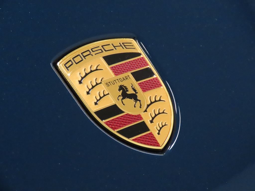 Certified 2025 Porsche Cayenne S AWD/4WD image 14