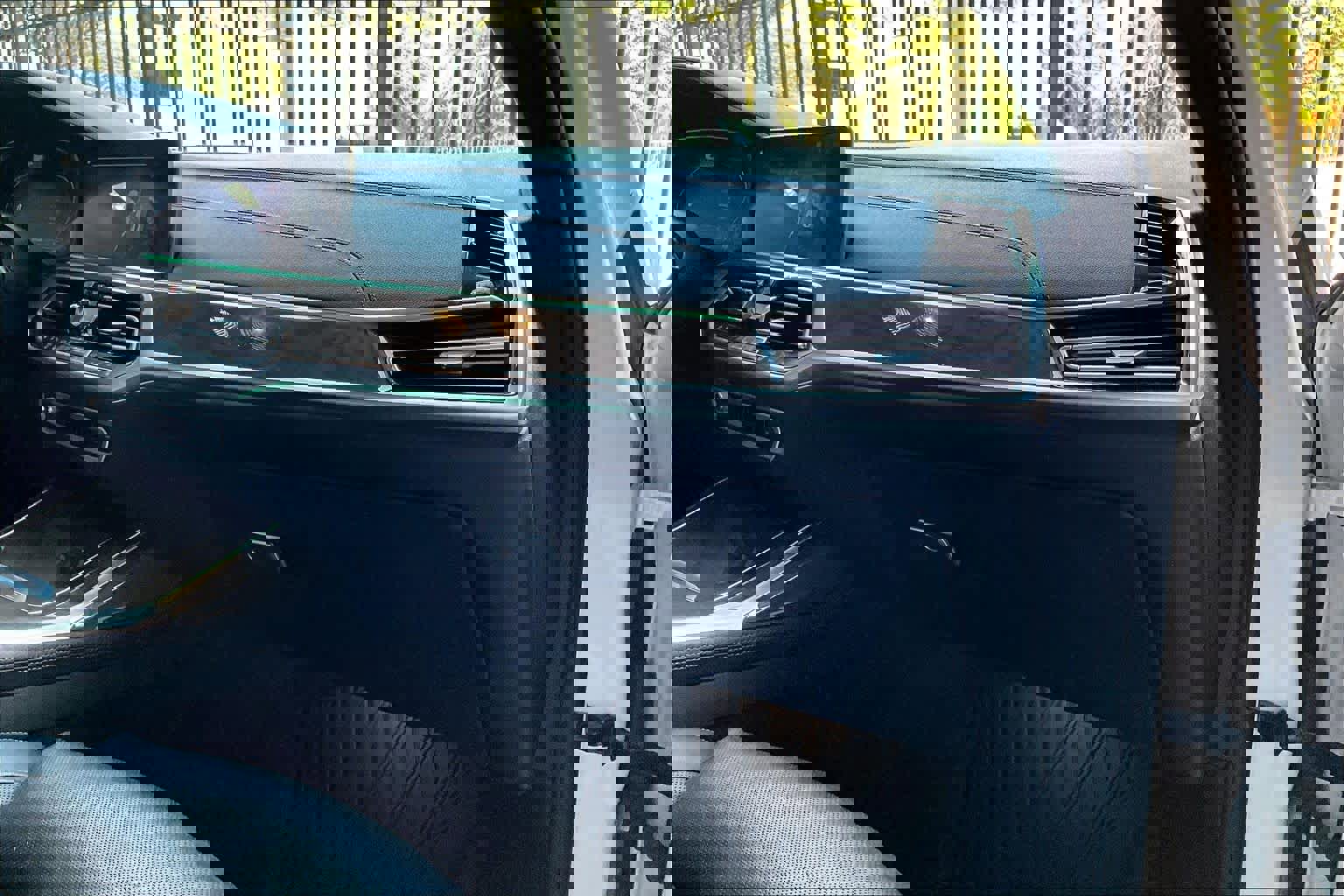 Used 2019 BMW X7 xDrive50i w/ M Sport Package image 18