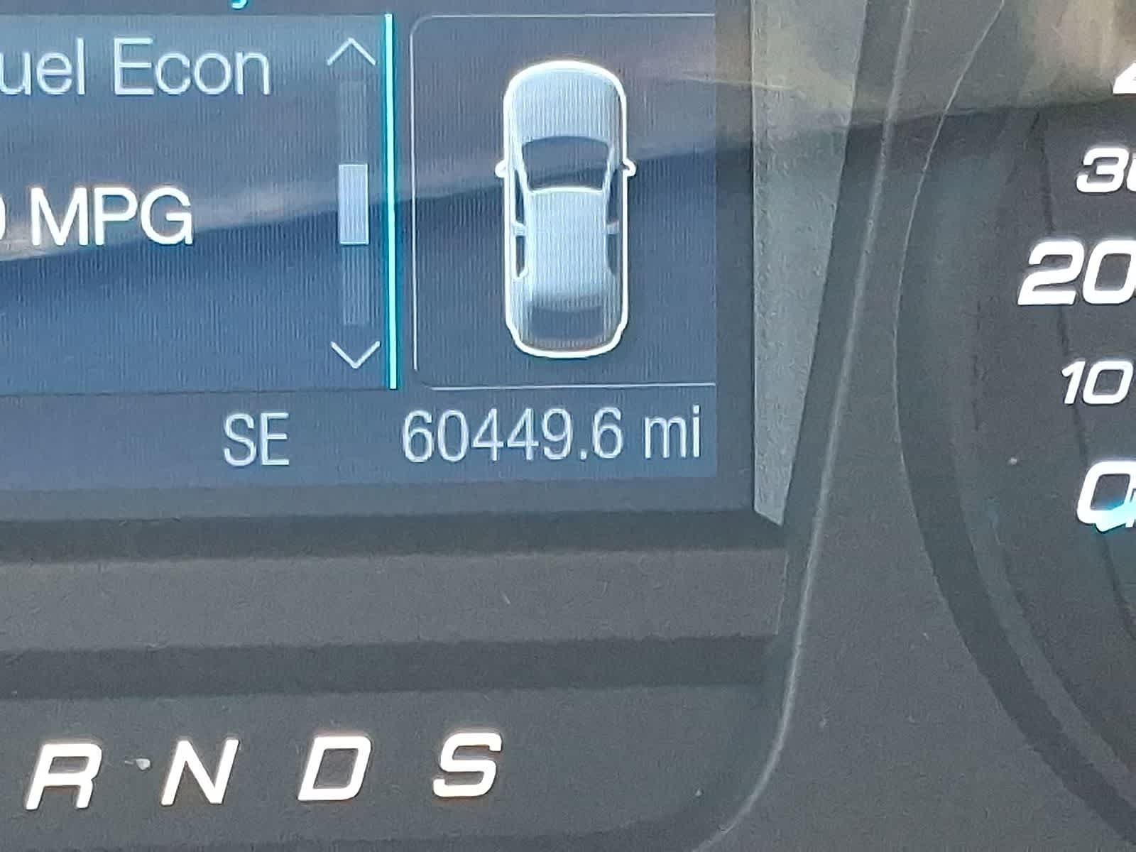 Used 2018 Ford Taurus SE FWD image 18