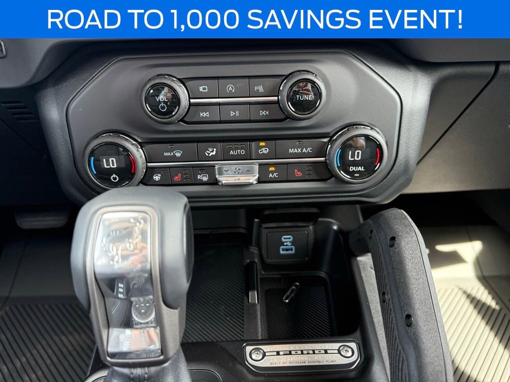 New 2025 Ford Bronco Badlands image 26