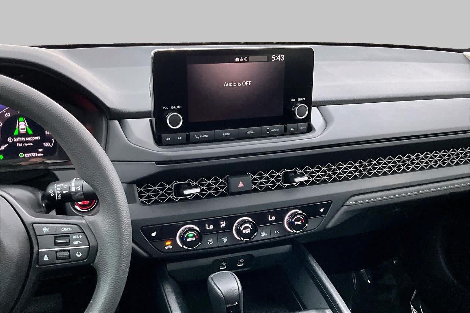 Used 2023 Honda Accord EX image 7