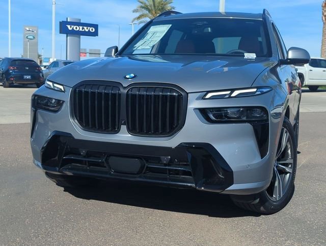 New 2026 BMW X7 xDrive40i image 3