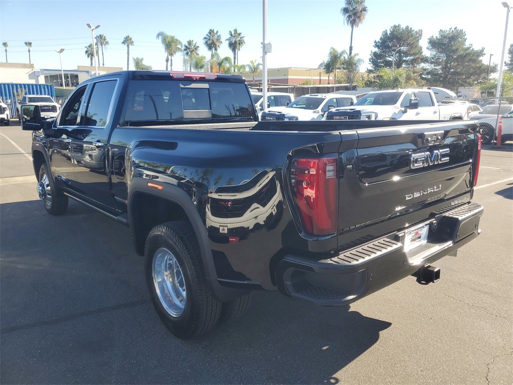 New 2026 GMC Sierra 3500 Denali Ultimate image 3