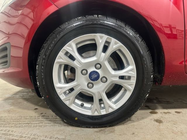 Used 2014 Ford Fiesta SE image 23