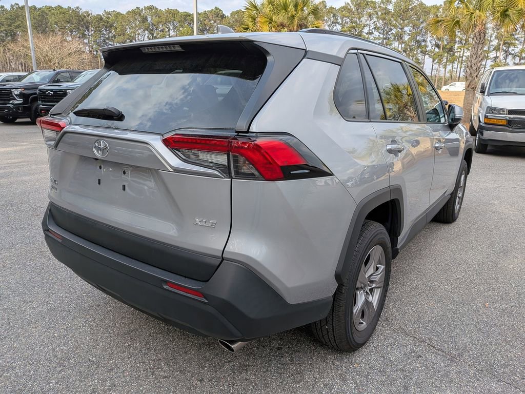 Used 2024 Toyota RAV4 XLE image 4