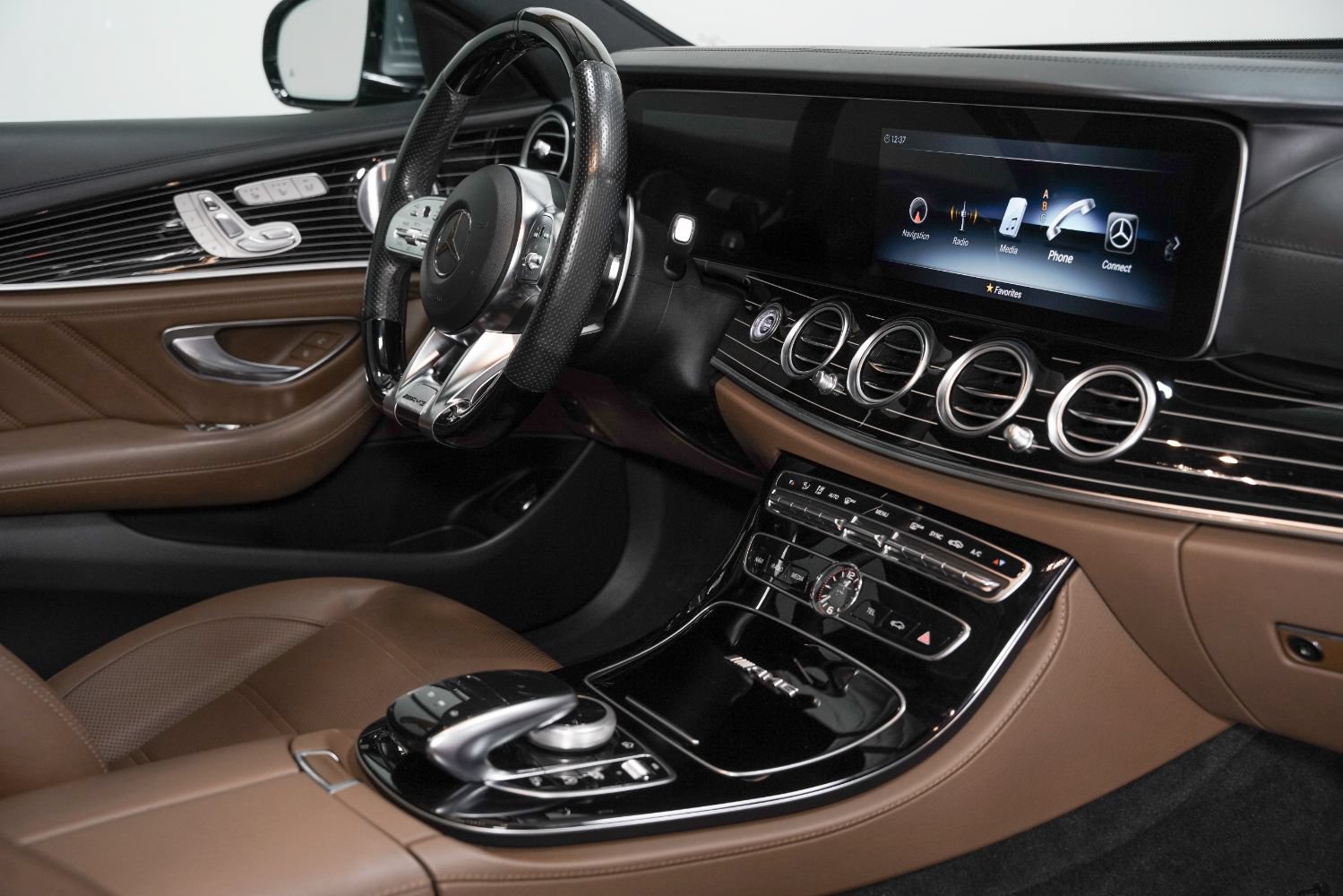 Used 2020 Mercedes-Benz E 63 AMG S image 31