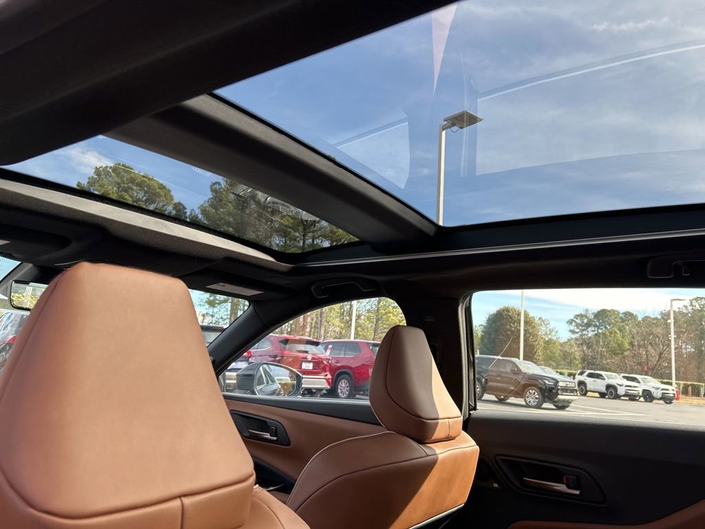 New 2026 Toyota Crown Signia image 10