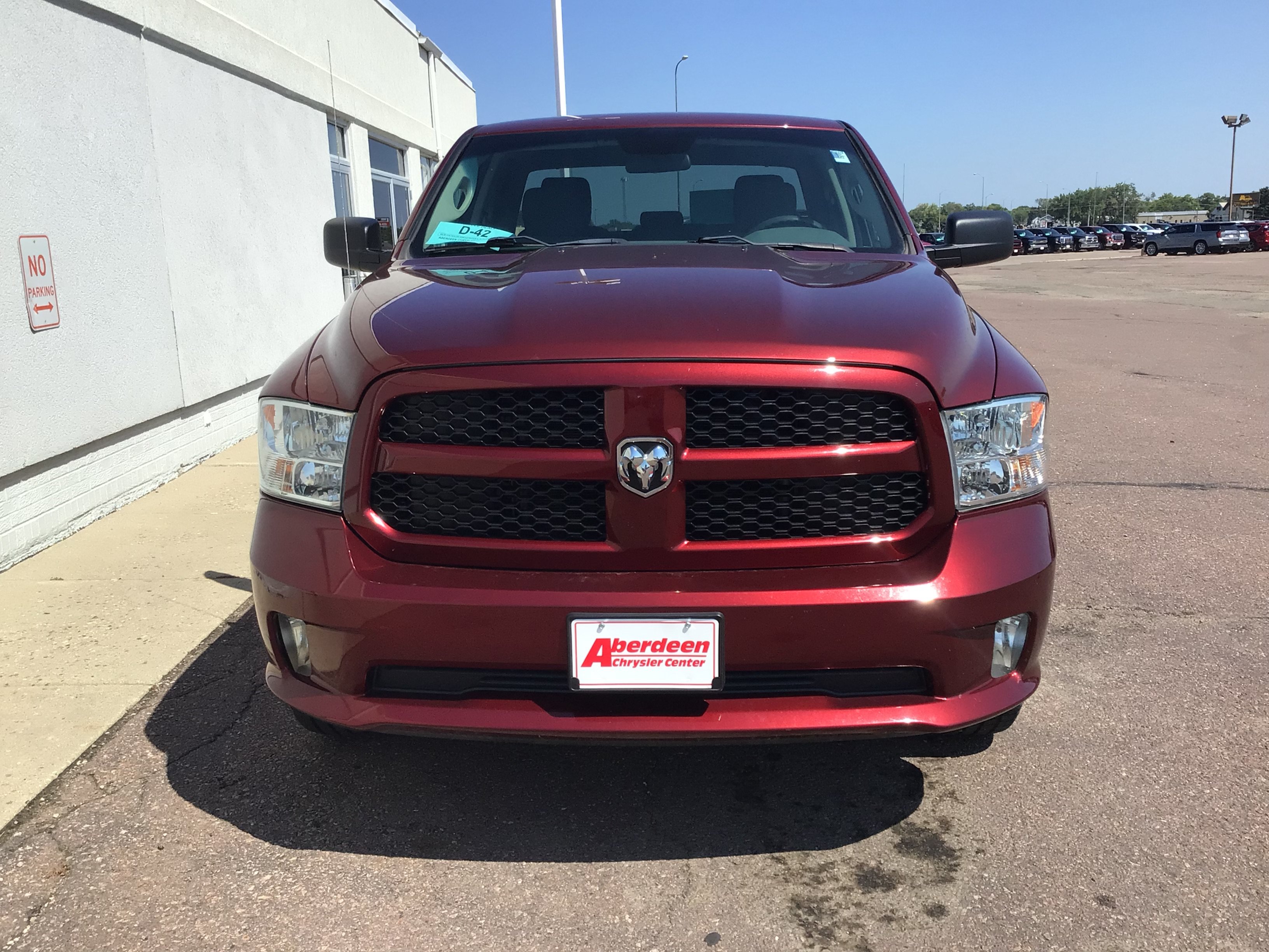Used 2019 RAM 1500 Express w/ Express Value Package AWD/4WD image 3