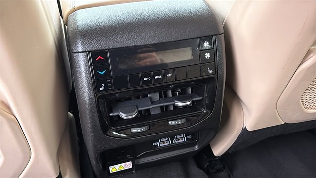 Used 2021 Jeep Grand Cherokee L Limited image 9