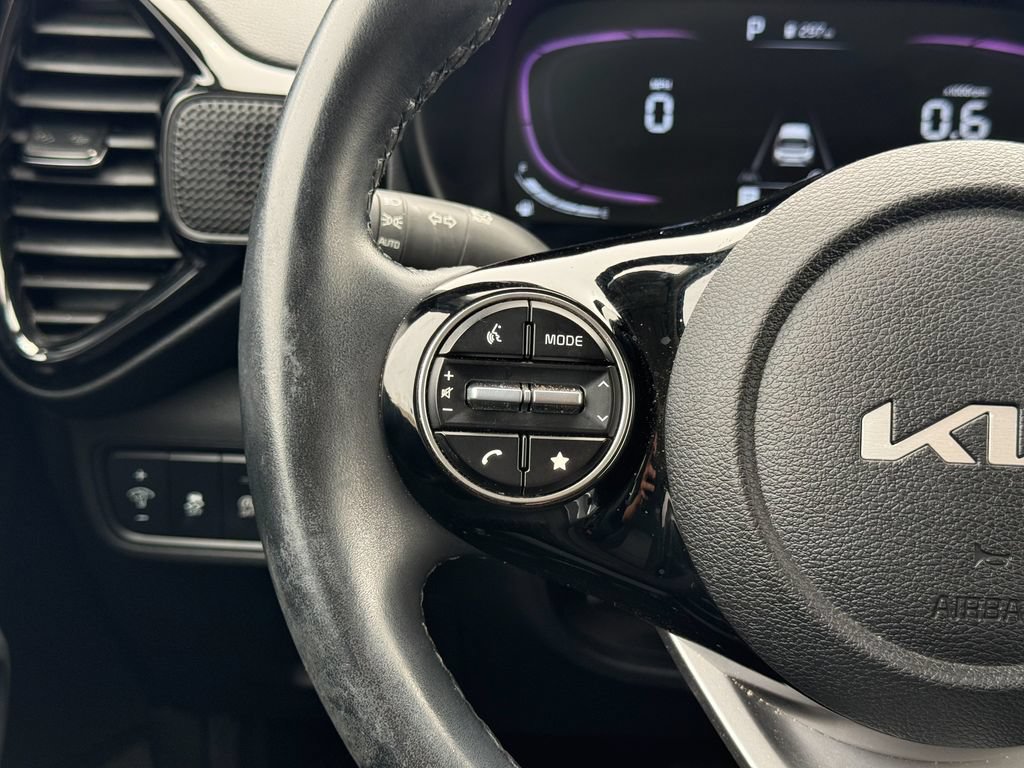 Used 2023 Kia Soul EX FWD image 21