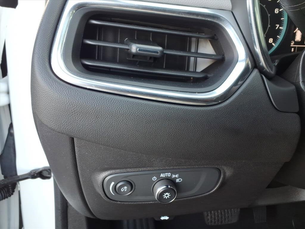 Used 2022 Chevrolet Equinox LS image 34