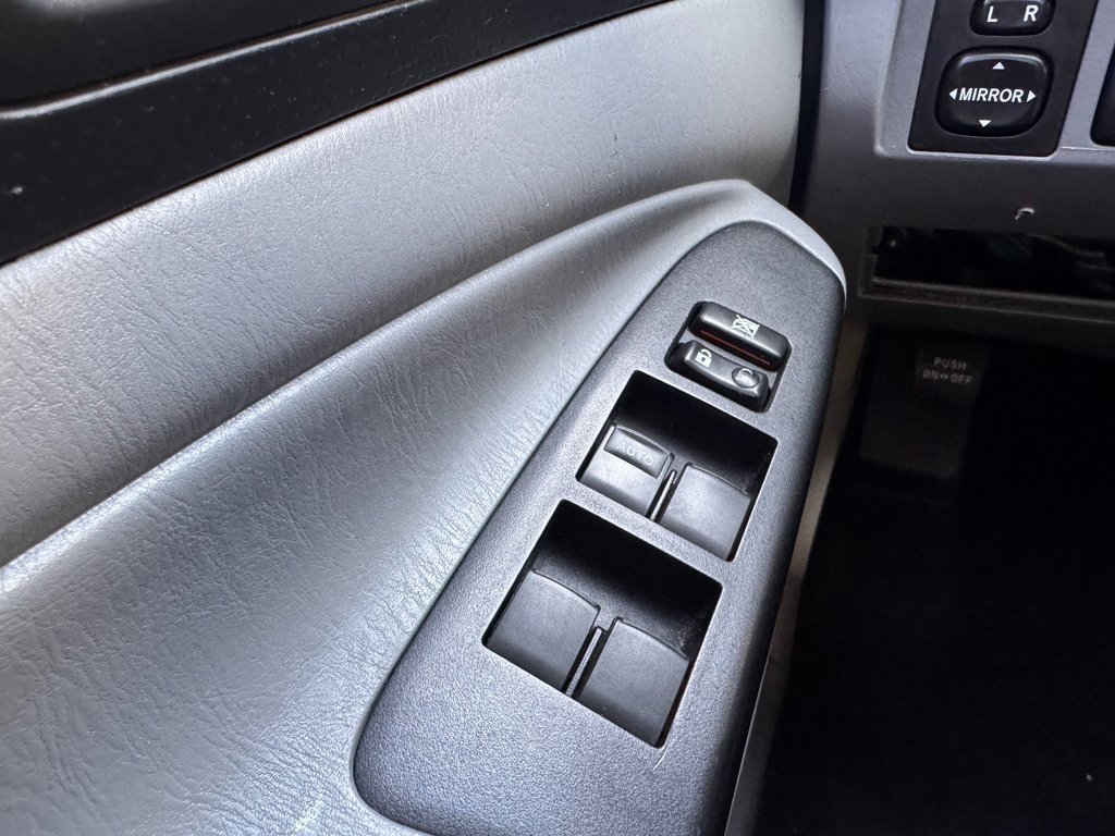 Used 2014 Toyota Tacoma PreRunner w/ SR5 Package image 26