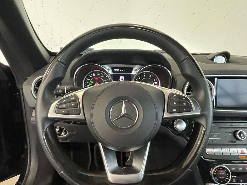 Used 2019 Mercedes-Benz SL 550 image 18