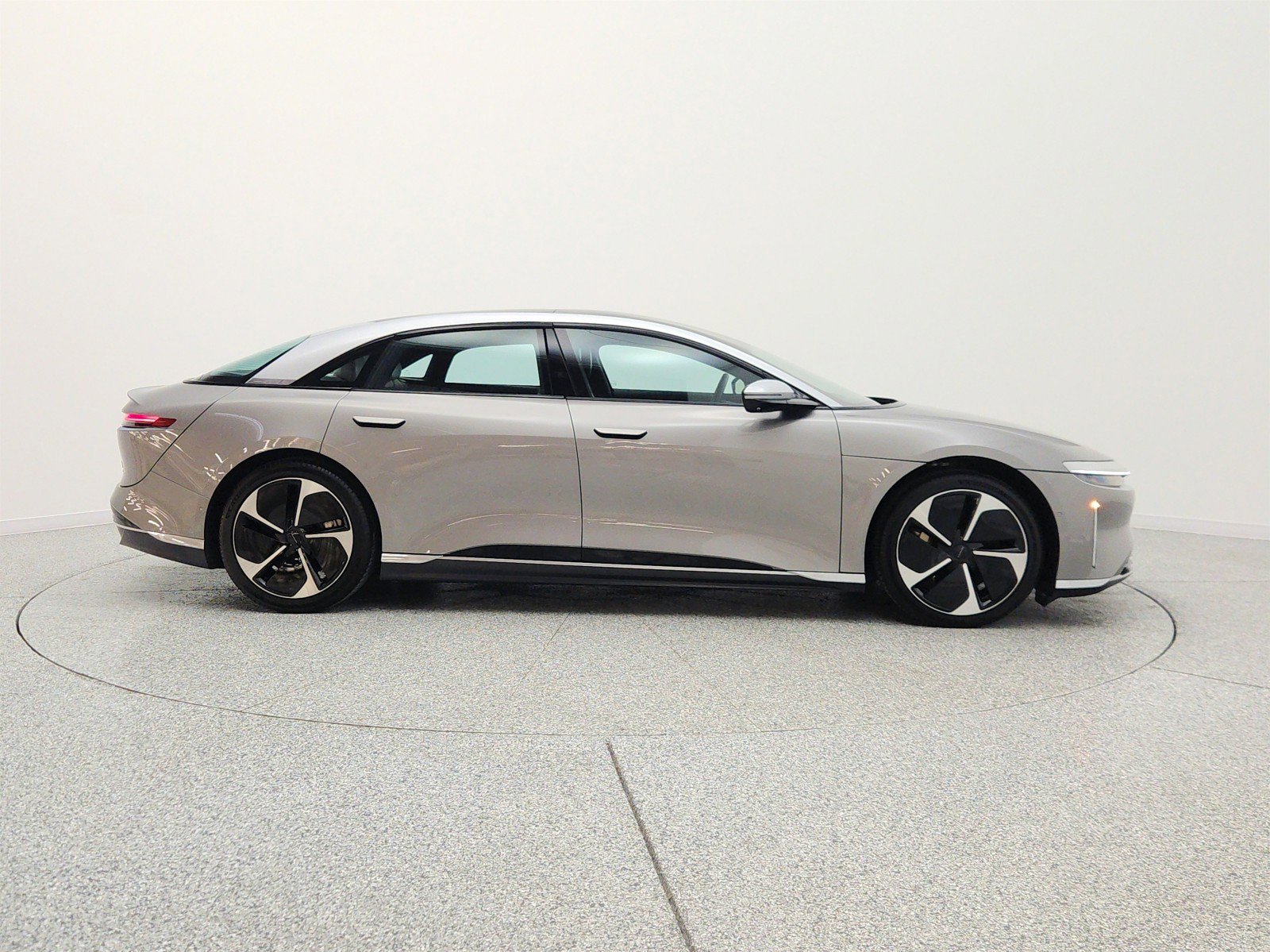 Used 2023 Lucid Air Grand Touring AWD/4WD image 4