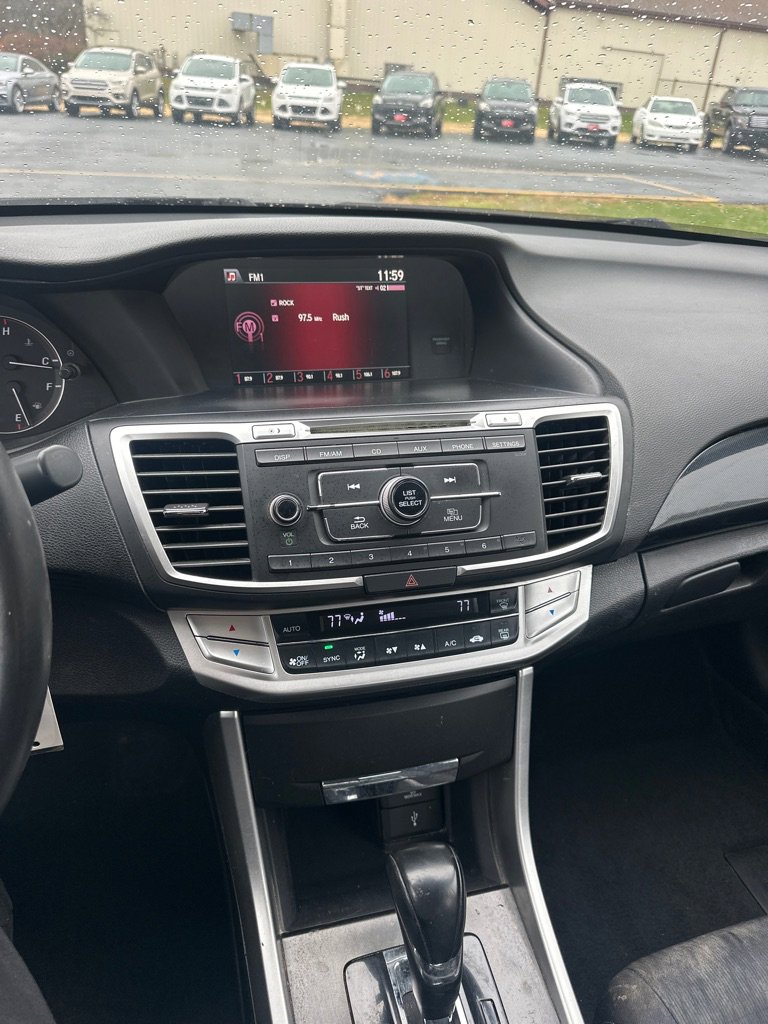 Used 2015 Honda Accord Sport image 15