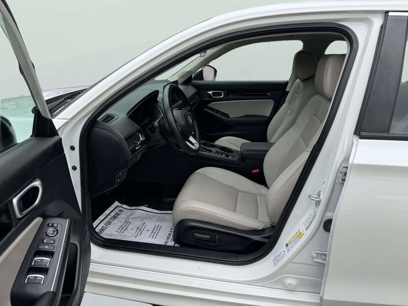 Used 2024 Honda Civic Touring image 10