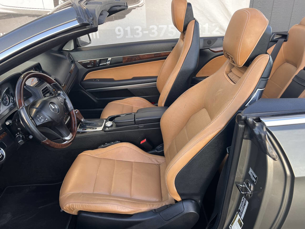 Used 2011 Mercedes-Benz E 550 Cabriolet image 20