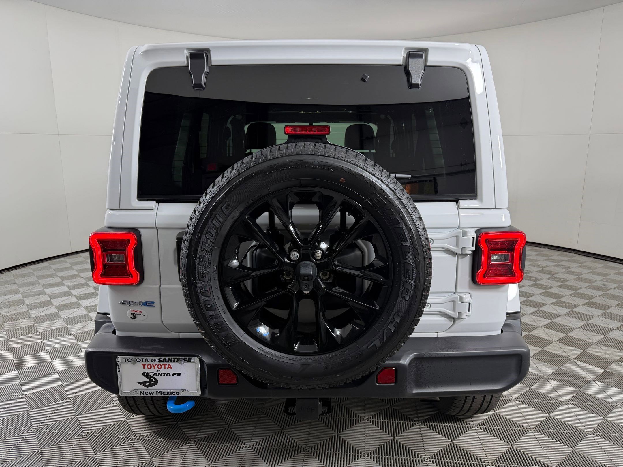 Used 2022 Jeep Wrangler Unlimited Sahara image 10