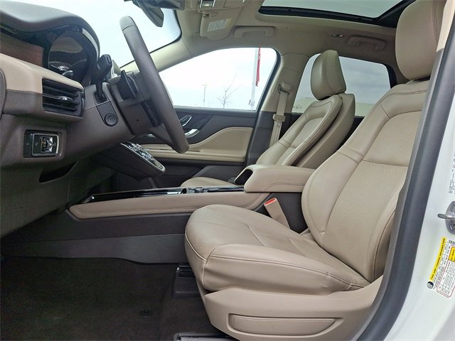 Used 2022 Lincoln Corsair Reserve w/ Equipment Group 201A image 13