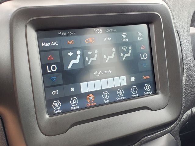 Used 2020 Jeep Renegade Limited AWD/4WD image 17
