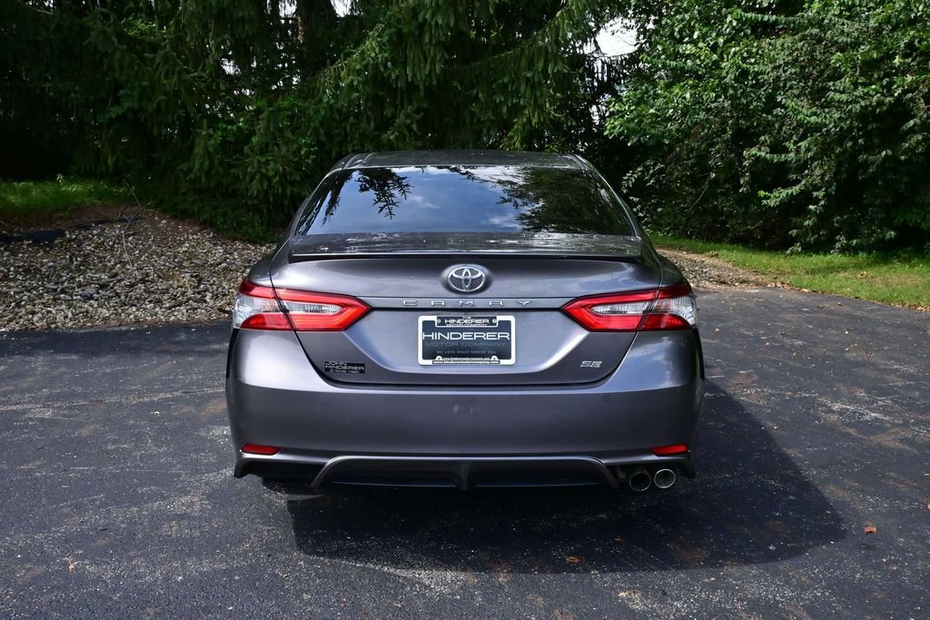 Used 2018 Toyota Camry SE w/ Moonroof Package FWD image 24