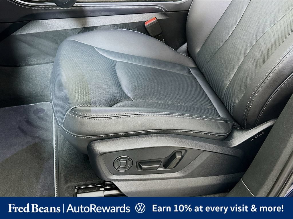Used 2025 Audi Q7 3.0T Premium Plus w/ Premium Plus Package AWD/4WD image 26